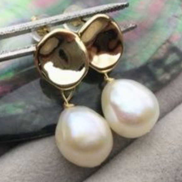 Pearl Jewelry - White Cultured Pearl Stud Earrings 14K Gold Plated